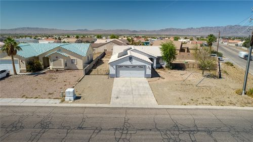 6013 S Kodiak E, Fort Mohave, AZ, 86426-7037 | Card Image