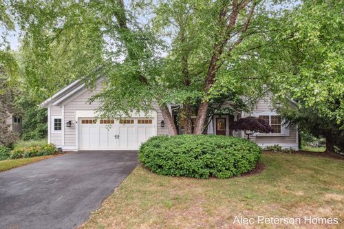 1269 Bentwood Ct, Holland, MI, 49424-6294 | Card Image