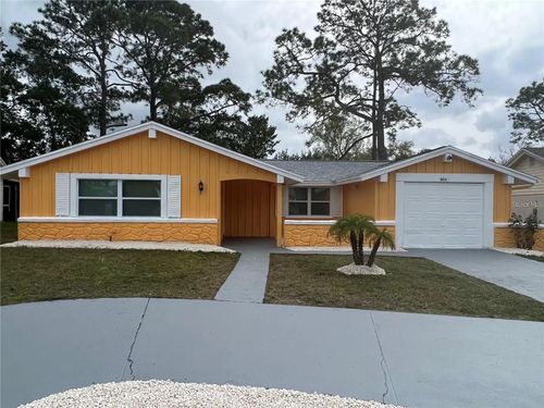 8414 Clover Hill Loop, HUDSON, FL, 34667-2409 | Card Image