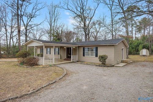 405 Sobotka St Sw, Hartselle, AL, 35640-3925 | Card Image