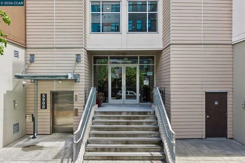 2414-5900 3rd St, San Francisco, CA, 94124-3158 | Card Image