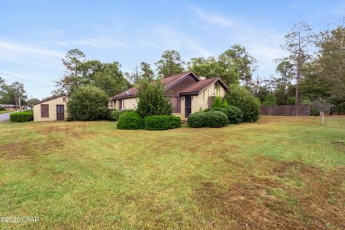 1102 8th Ave, Graceville, FL, 32440-2408 | Card Image