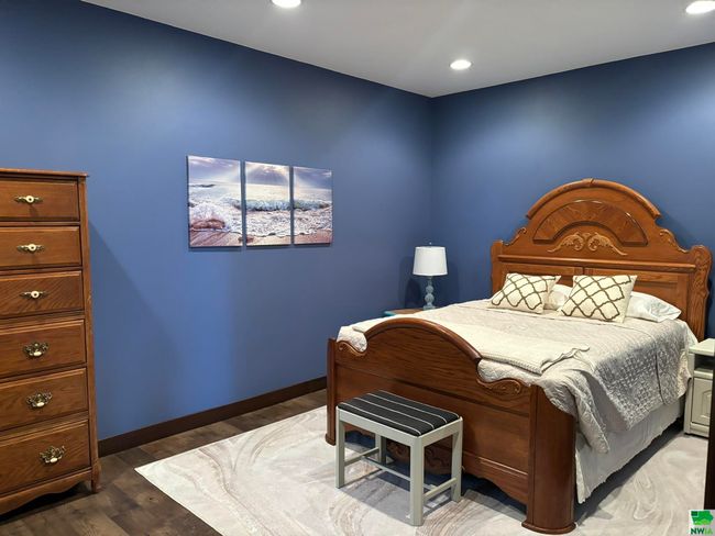 925 Sunrise Trl, House other with 5 bedrooms, 3 bathrooms and null parking in Sioux Center IA | Image 29