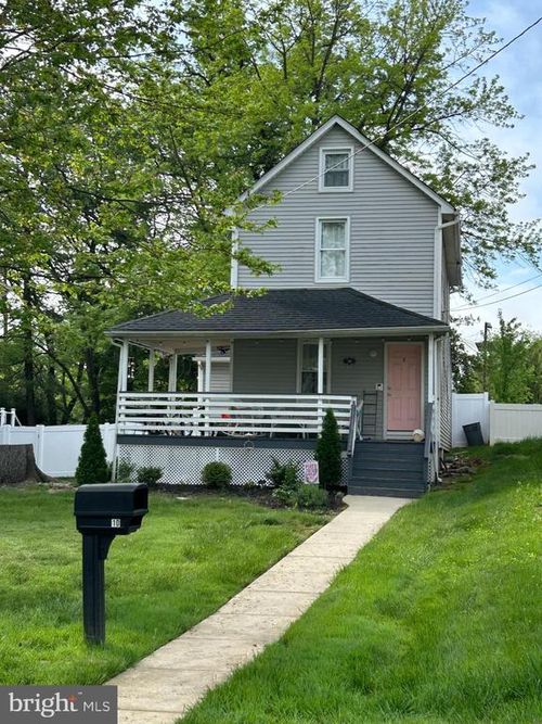 10 Ashland Ave, BARRINGTON, NJ, 08007-1318 | Card Image