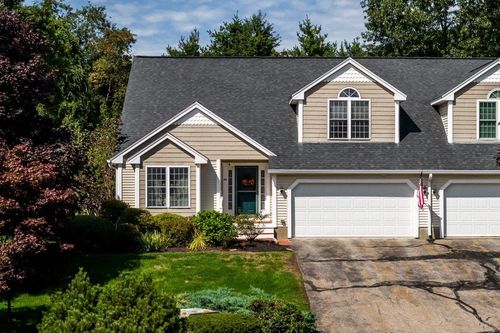 34 Dovetail Ln, Dover, NH, 03820-9400 | Card Image