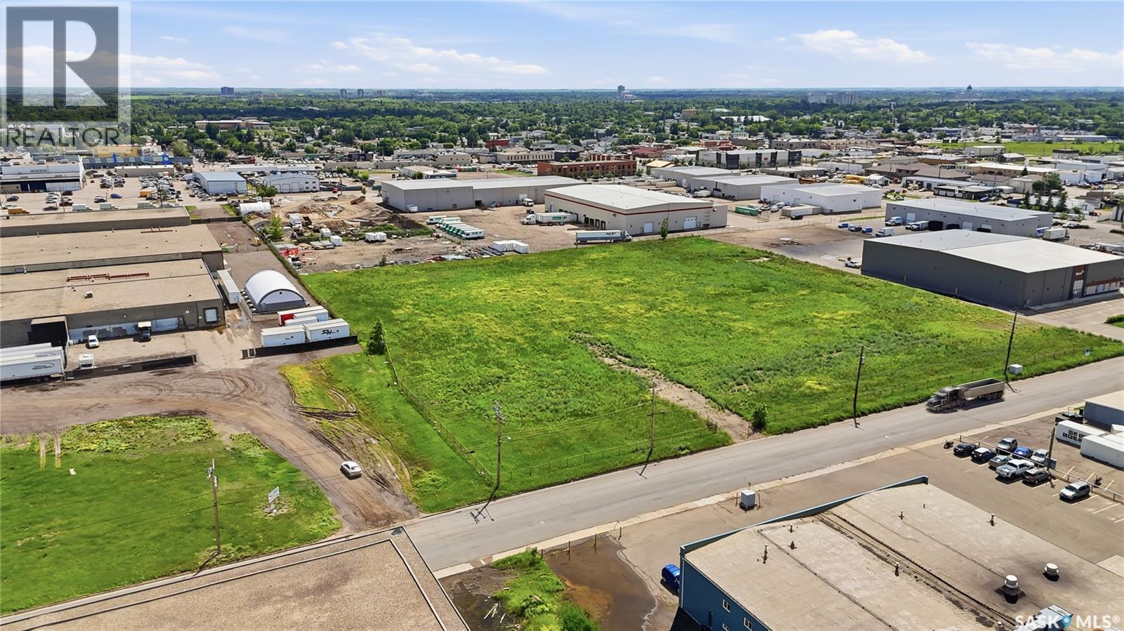 Land in Regina 4
