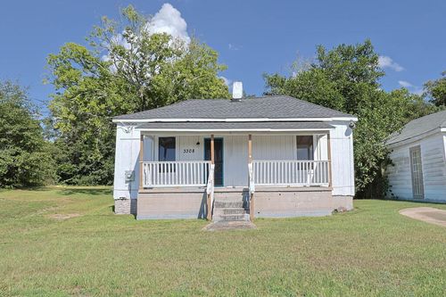 3224 4th Ave, Columbus, GA, 31904-7512 | Card Image