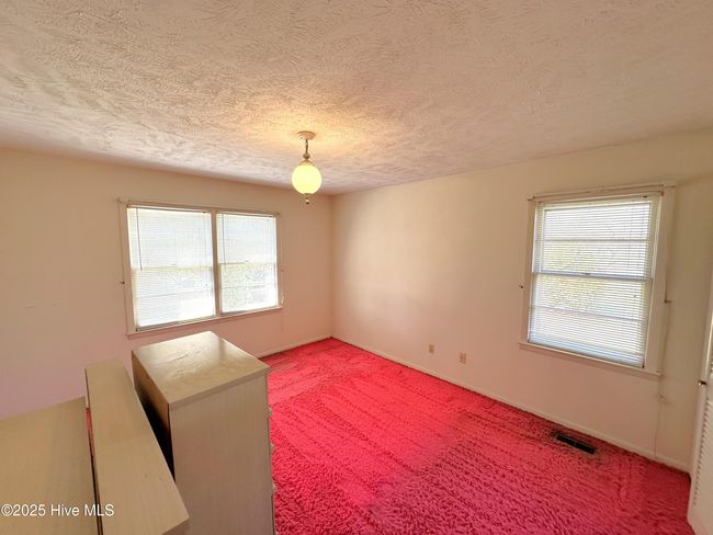 217 Summertree Ct, House other with 3 bedrooms, 3 bathrooms and 1 parking in Clinton NC | Image 17