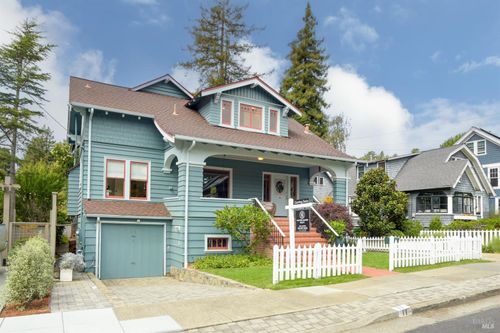 11 Grove St, Mill Valley, CA, 94941-2004 | Card Image