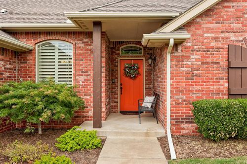 6217 Braniger Way, Oklahoma City, OK, 73132-1077 | Card Image