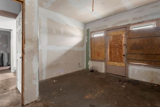 135 Stevens St, Home with 0 bedrooms, 12 bathrooms and null parking in Highland Park MI | Image 9