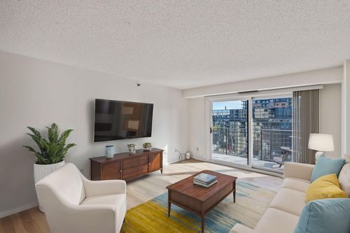 apt-608-121 Washington Ave S, Minneapolis, MN, 55401-2126 | Card Image