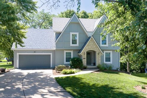 11510 S Millview Rd, Olathe, KS, 66061-6525 | Card Image