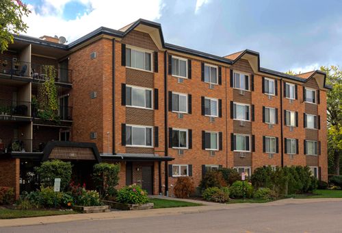 apt-403-1127 S Old Wilke Rd, Arlington Heights, IL, 60005-2934 | Card Image