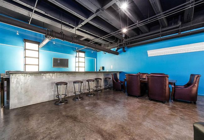 Party room | Image 21