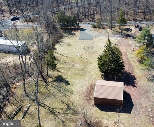 309 Dickert Rd, Quakertown, PA, 18951-4319 | Card Image