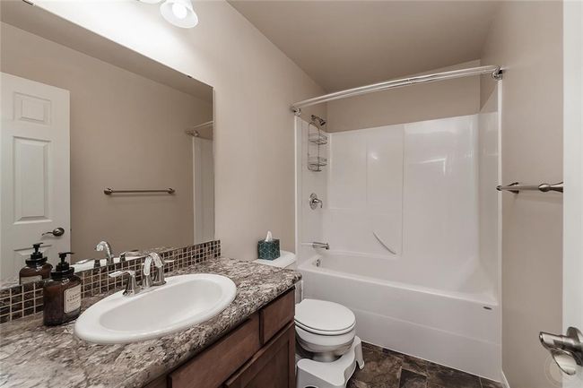 2945 W Copper Ridge Loop, House other with 3 bedrooms, 2 bathrooms and null parking in Billings MT | Image 16