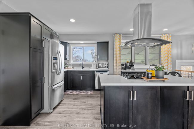 60 Main St S, House other with 3 bedrooms, 2 bathrooms and 4 parking in Forest ON | Image 13