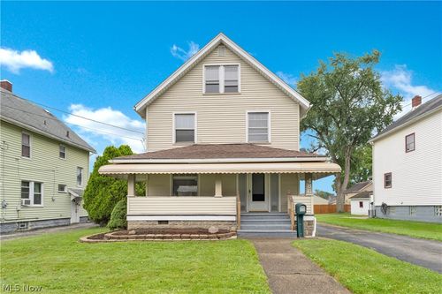 486 7th Street, Struthers, OH, 44471 | Card Image