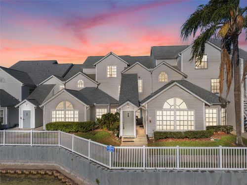 12231 Armenia Gables Cir, TAMPA, FL, 33612-3937 | Card Image