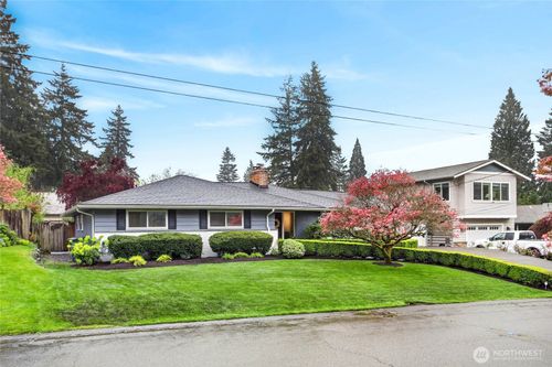 12627 Se 59th St, Bellevue, WA, 98006-3955 | Card Image
