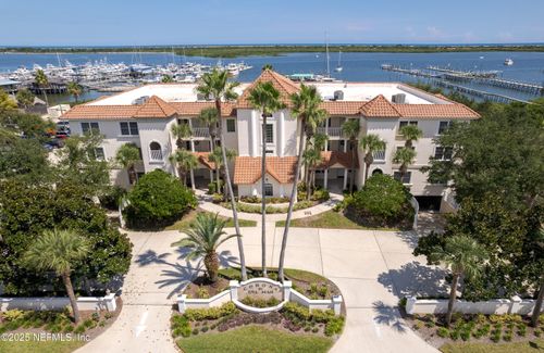 305-33 Comares Ave, St Augustine, FL, 32080-2702 | Card Image