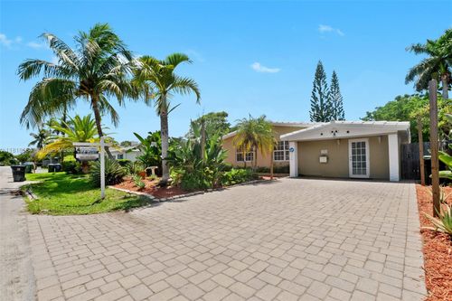1321 Ne 16th Ave, Fort Lauderdale, FL, 33304-1815 | Card Image