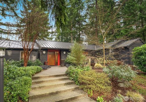 7 Lewis Ln, Mercer Island, WA, 98040-5759 | Card Image