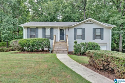 3261 Fieldale Dr, HUEYTOWN, AL, 35023-5851 | Card Image