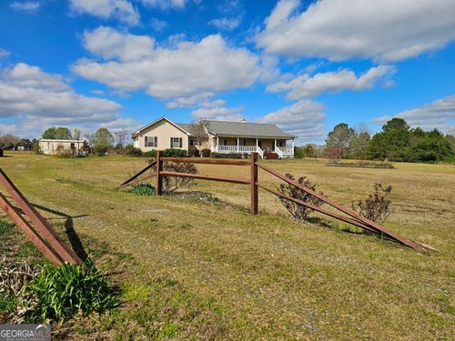 403 Holiday Rd, Franklin, GA, 30217-6663 | Card Image