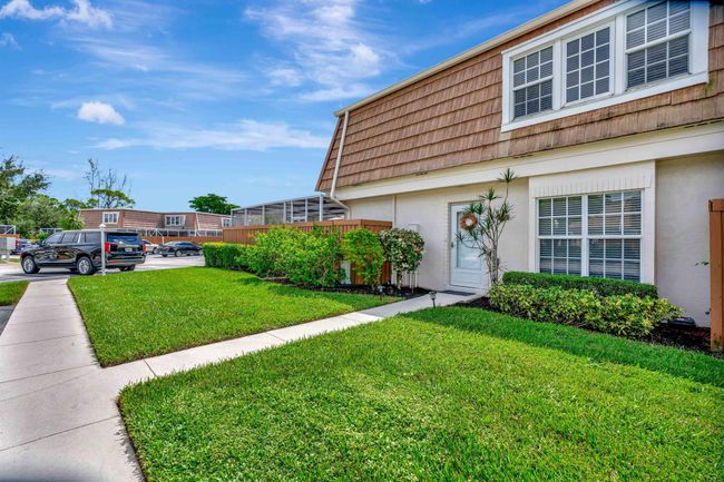27 - 11571 Winchester Dr, Condo with 3 bedrooms, 3 bathrooms and null parking in Palm Beach Gardens FL | Image 6