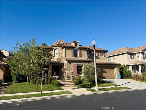 6845 Shadow Wood Dr, Moorpark, CA, 93021-1184 | Card Image