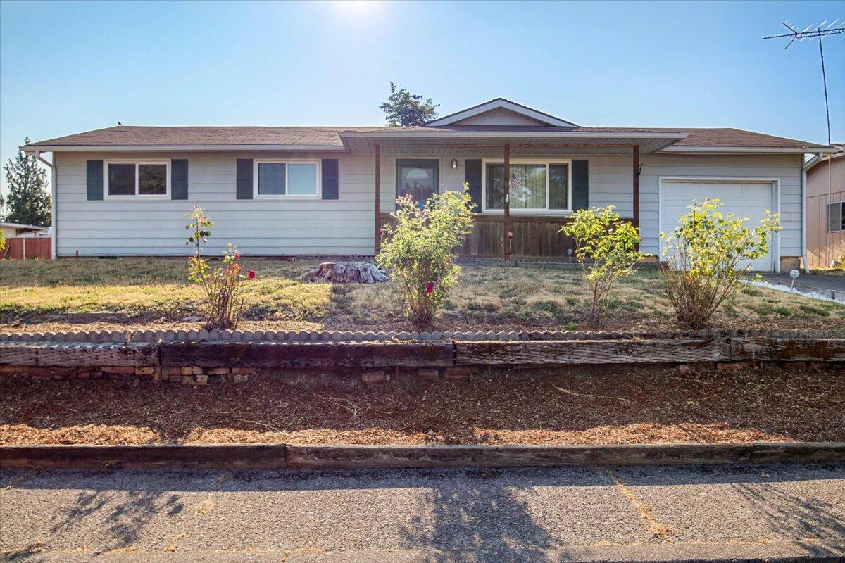 6th St, Aumsville, OR 97325