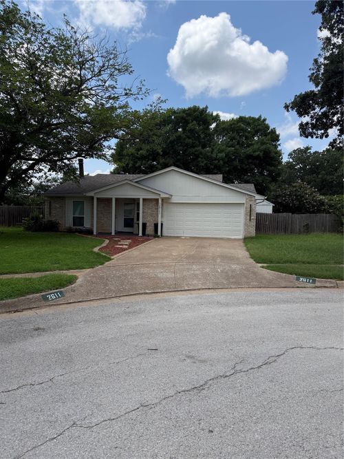 2611 Buck Trl, Euless, TX, 76039-2034 | Card Image