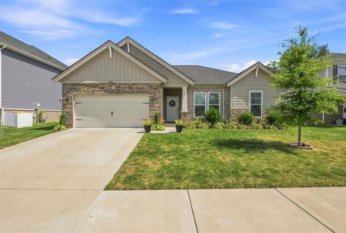 811 Lily St, Bowling Green, KY, 42104-7771 | Card Image