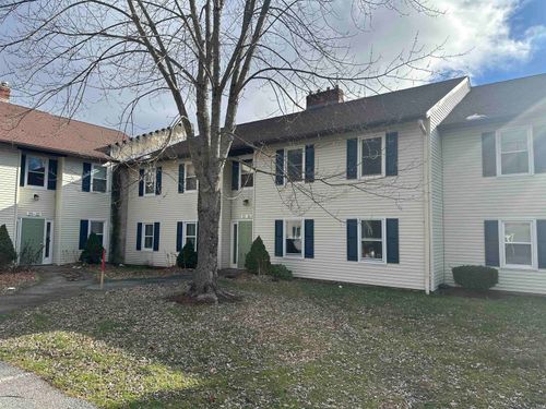 35 Saybrook Road, Essex Junction, VT, 05452 | Card Image