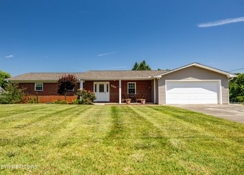 2043 Independence Dr, Maryville, TN, 37803-2670 | Card Image