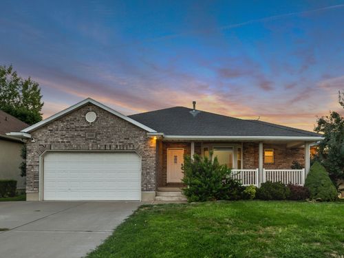 3895 S 900 W, Riverdale, UT, 84405-1528 | Card Image