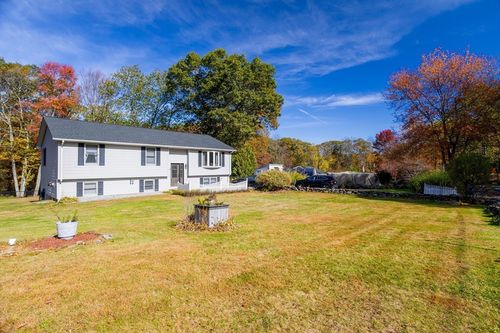 378 Rondeau St, Palmer, MA, 01069-9686 | Card Image