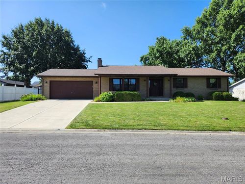 750 Klein Dr, Smithton, IL, 62285-1402 | Card Image