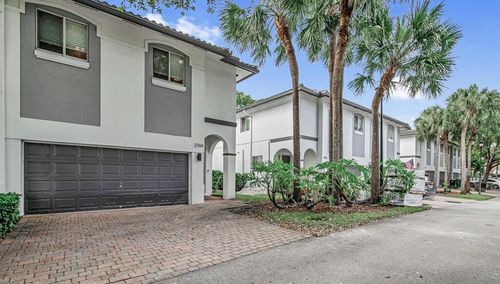 2704 Treasure Cove Cir, Fort Lauderdale, FL, 33312-5602 | Card Image