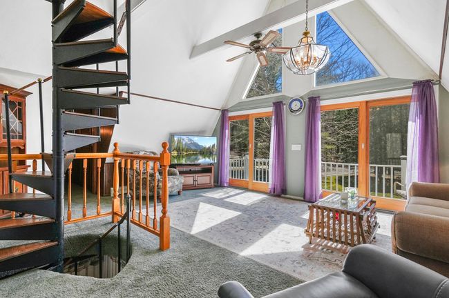 19 North Rd, House other with 4 bedrooms, 3 bathrooms and null parking in North Hampton NH | Image 6