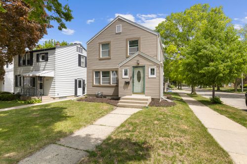 2476 S 75th St, WEST ALLIS, WI, 53219-1845 | Card Image