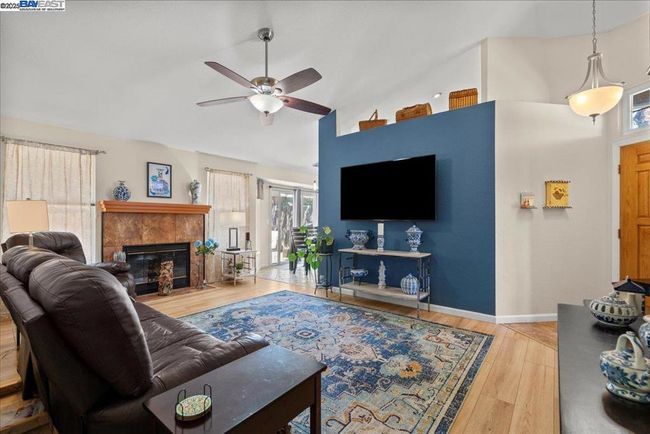 7677 Copper Cove Pl, House other with 3 bedrooms, 2 bathrooms and 1 parking in Antelope CA | Image 8