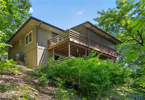 22 Hatcher Dr, Bella Vista, AR, 72715-1616 | Card Image