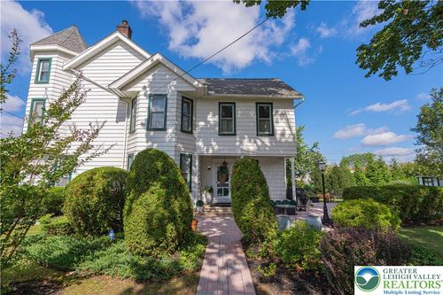 1205 3rd St, Whitehall, PA, 18052-4904 | Card Image