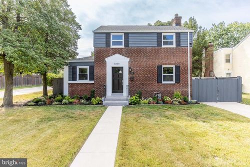 3300 6th St S, ARLINGTON, VA, 22204-1704 | Card Image