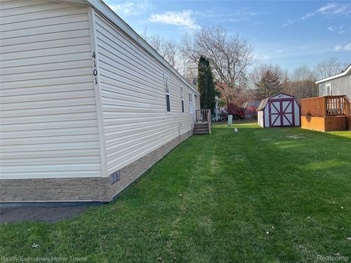 4101 Mapleview Ct E, Brown City, MI, 48416-8015 | Card Image