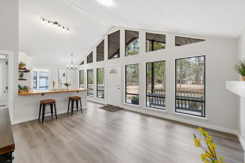 121 Candlelight Cv, Holly Lake Ranch, TX, 75765-6318 | Card Image