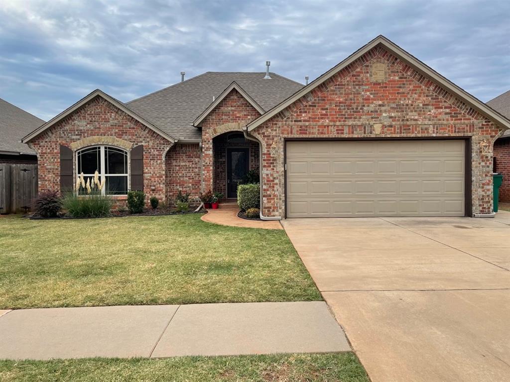 18th St, Yukon, OK 73099